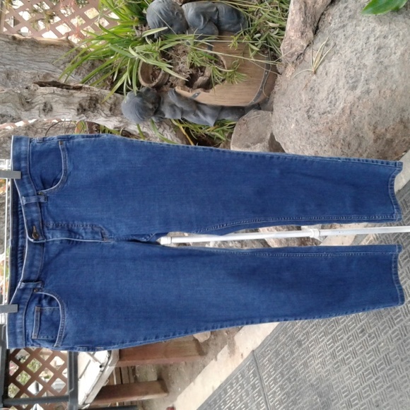 Woman's jeans blue good condition brand is d & company denim + company - Picture 4 of 10